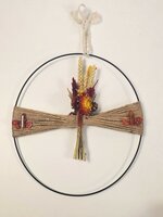 Zwarte ring met carneool en boeketje in herfsttinten